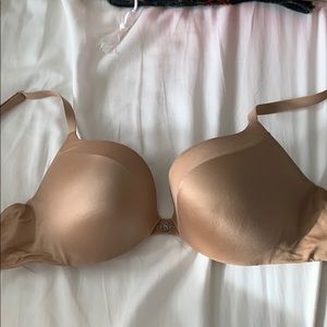Victoria’s Secret nude push up bra